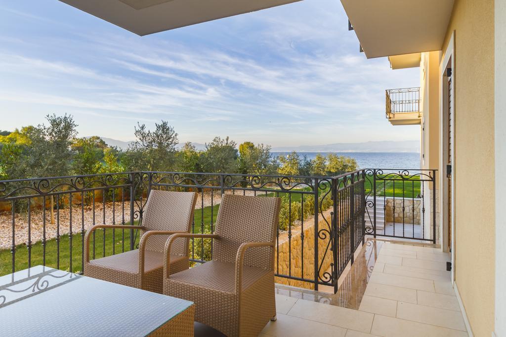 Luxury Apartments Villa Matea Malinska Esterno foto