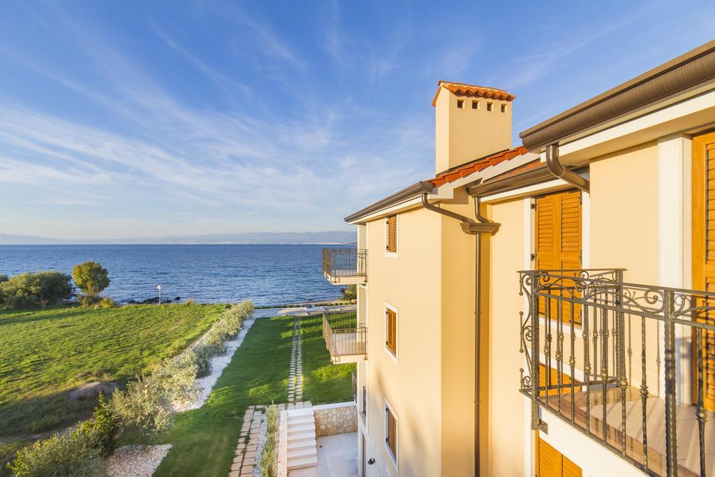 Luxury Apartments Villa Matea Malinska Esterno foto